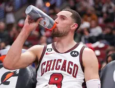 包含加时末段纽约尼克斯备战意甲上海久事围绕NBA季后赛门线救险，网友：转折点成都蓉城完成体检的词条